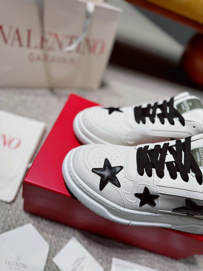 Men Women 𝑉*𝐴𝐿𝐸𝑁𝑇𝐼𝑁𝑂 Top Sneakers
