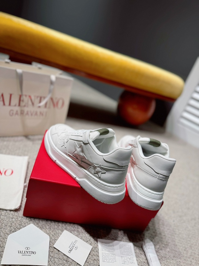 Men Women 𝑉*𝐴𝐿𝐸𝑁𝑇𝐼𝑁𝑂 Top Sneakers