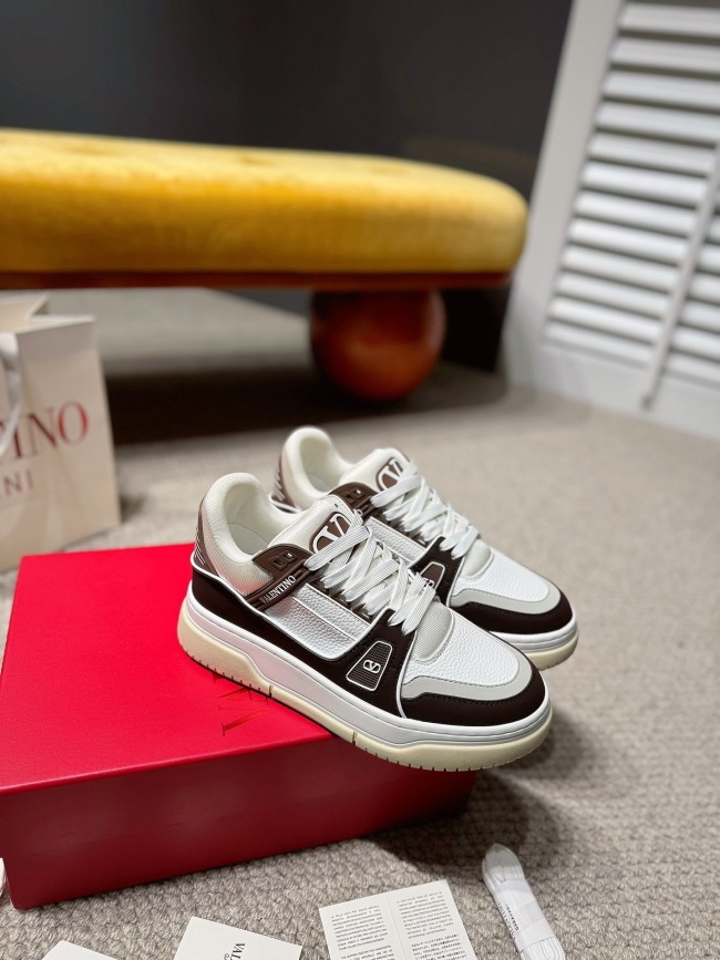 Men Women 𝑉*𝐴𝐿𝐸𝑁𝑇𝐼𝑁𝑂 Top Sneakers