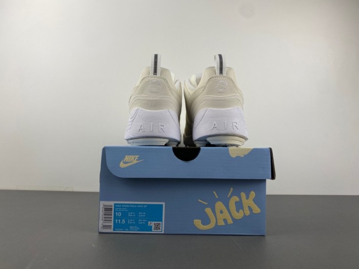 T*ravis S*cott x N*ike Z*oom Field Jaxx “Sail” HQ3061-100