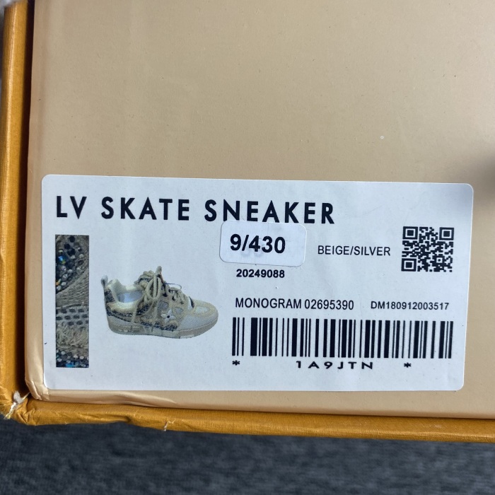 Men Women  L*ouis V*uitton Top Quality Sneakers