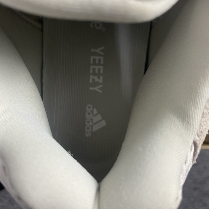 Yeezy 500 Blush DB2908