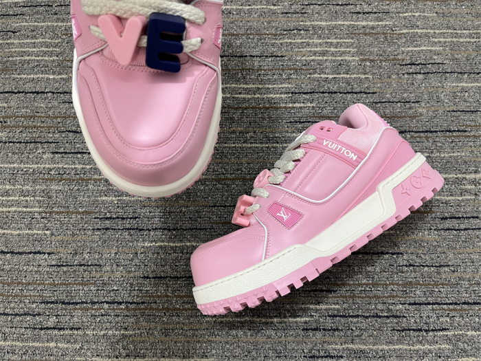 Women L*ouis V*uitton Top Quality Sneakers