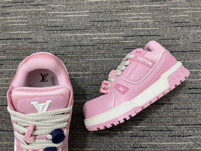 Women L*ouis V*uitton Top Quality Sneakers