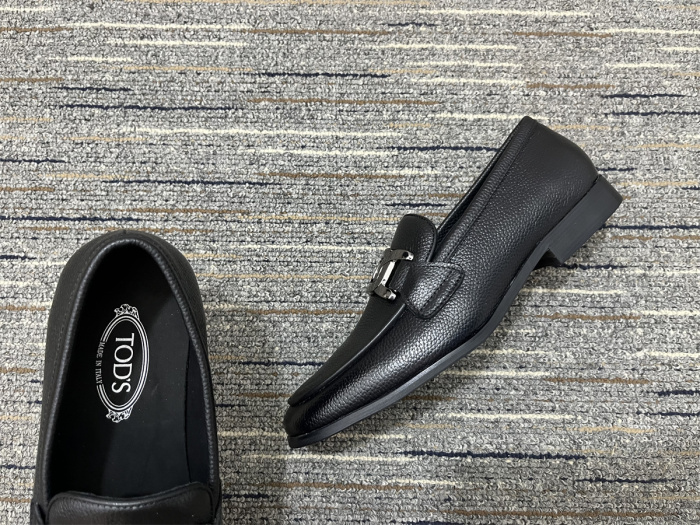 Men T*ods Top Quality Loafer