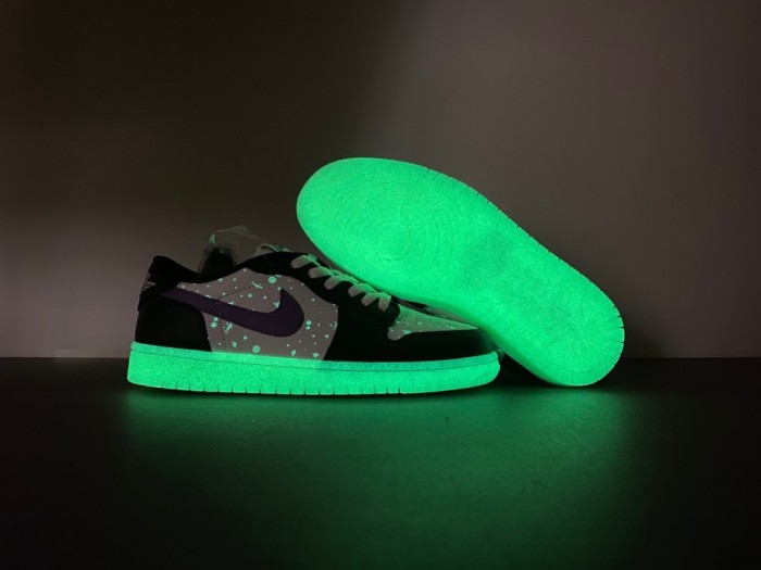 Air Jordan  1 Retro Low  HF0410-001