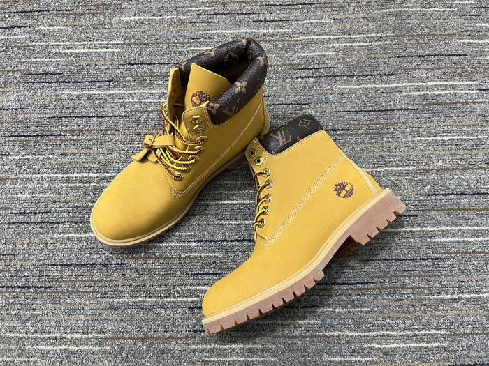 Men  L*ouis V*uitton x T*imberland  Top Sneakers