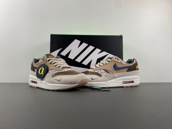 N*ike  A*ir M*ax 1  '87 Premium  HQ2640-200