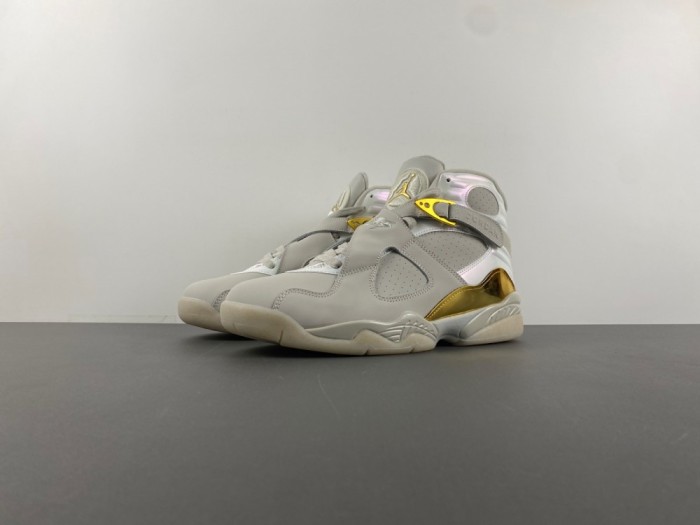 A*ir Jor*dan 8 “Champagne”  832821-030