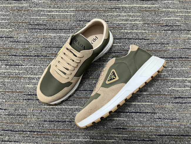 Women  P*rada Top Quality Sneakers