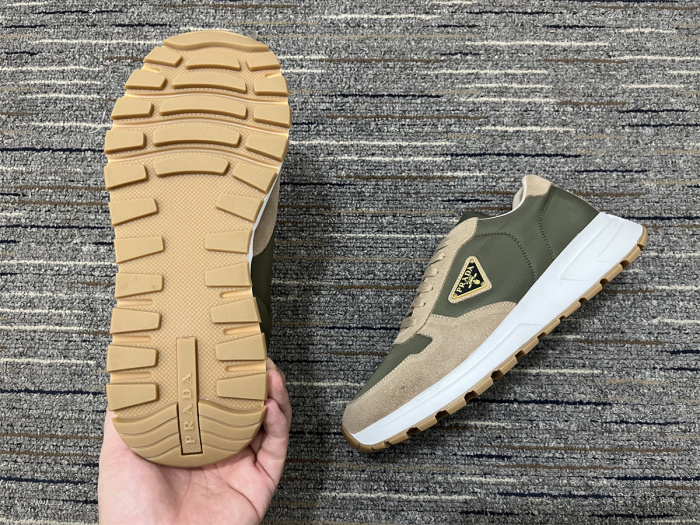 Women  P*rada Top Quality Sneakers