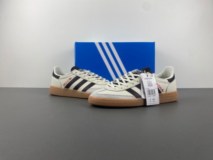 a*didas HANDBALL  SPEZIAL  JH6398