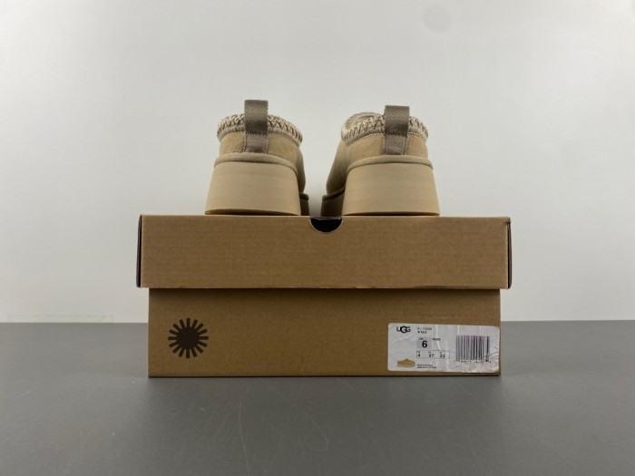 Women U*GG Top Sneaker