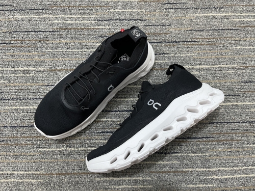 L*oewe Top Sneaker
