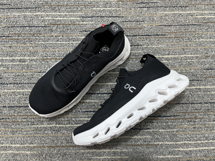 L*oewe Top Sneaker