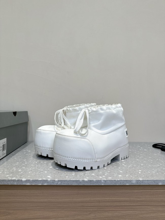 Women B*alenciaga Top Boots
