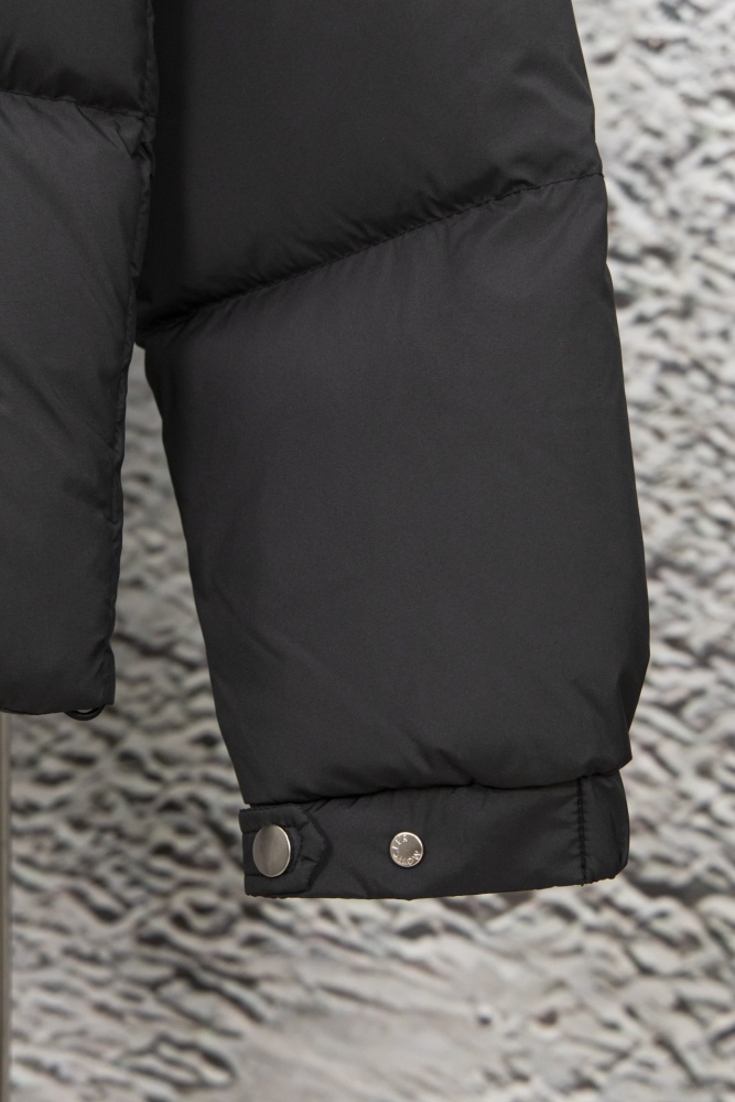  Top Quality008