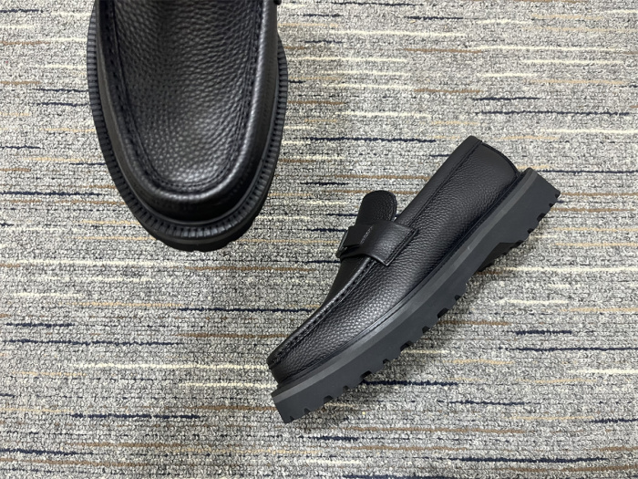 Men L*ouis V*uitton Top Quality  loafers
