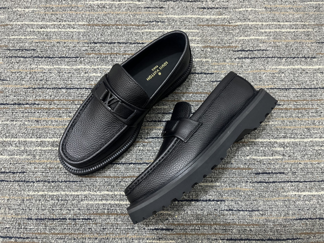 Men L*ouis V*uitton Top Quality  loafers