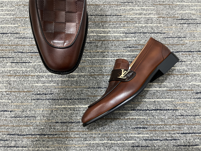 Men L*ouis V*uitton Top Quality  loafers