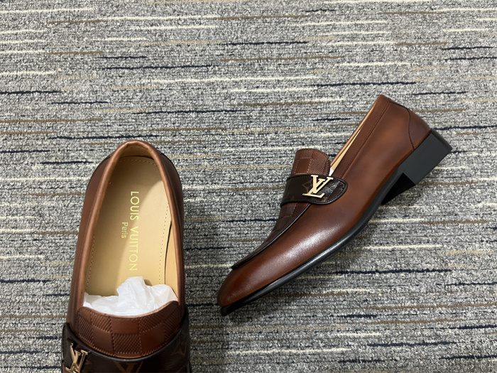 Men L*ouis V*uitton Top Quality  loafers