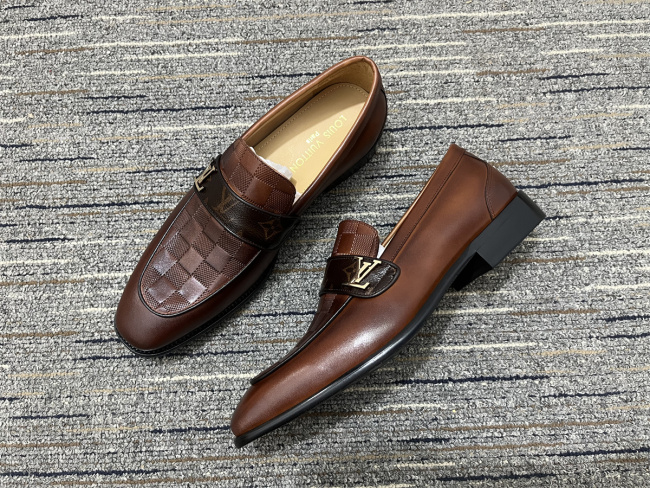 Men L*ouis V*uitton Top Quality  loafers