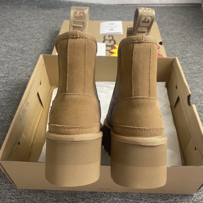 Women  U*GG Top Boots