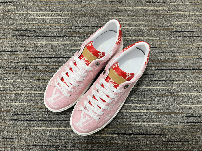 Women L*ouis V*uitton Top Sneakers