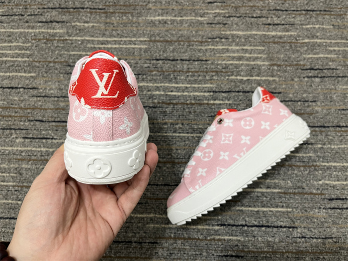 Women L*ouis V*uitton Top Sneakers
