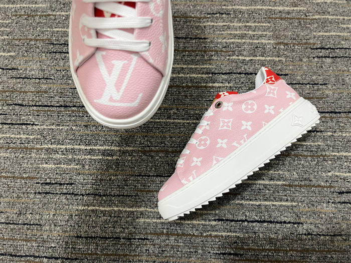 Women L*ouis V*uitton Top Sneakers