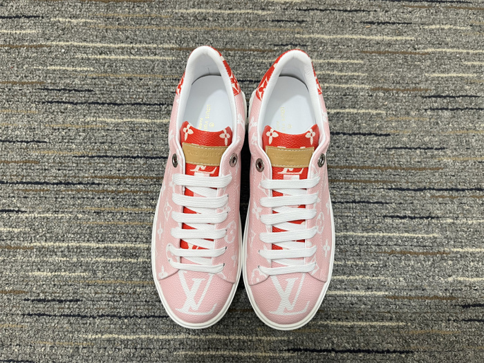 Women L*ouis V*uitton Top Sneakers