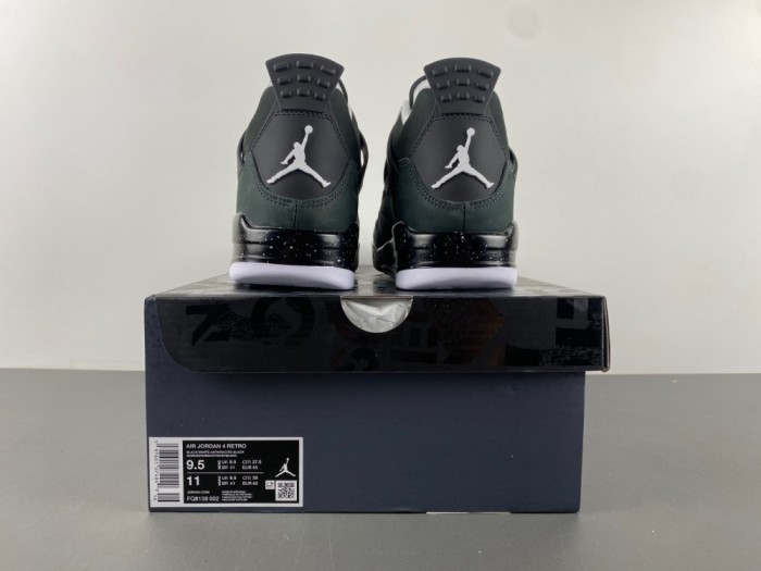 Air Jordan 4 Retro  FQ 8138一002