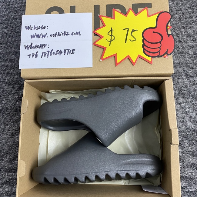 Yeezy Slide Granite ID4132