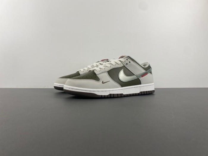 N*ike D*unk Low “Year of the Snake”  HV5980-231