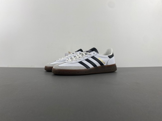 Men Women   A*didas H*ANDBALL  IE3403