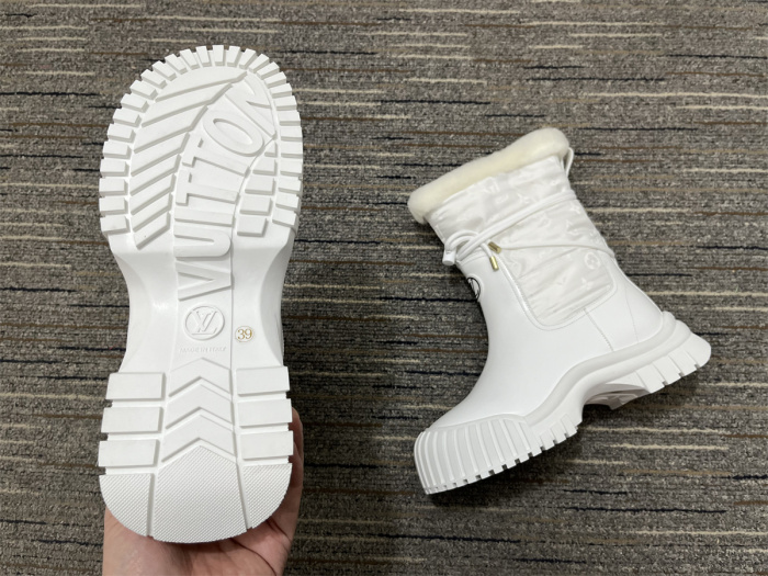 Women L*ouis V*uitton Top Sneaker