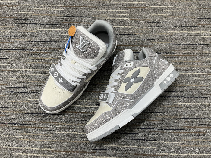 Men  L*ouis V*uitton Top Quality Sneakers