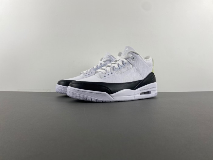 F*ragment D*esign x A*ir Jor*dan 3 Retro SP  DA3595-100