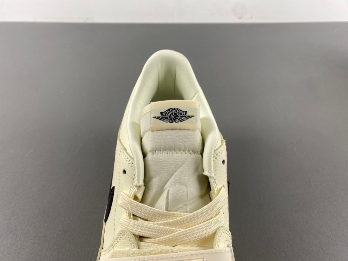 A*ir Jor*dan Legacy 312 Low   HV1807-101