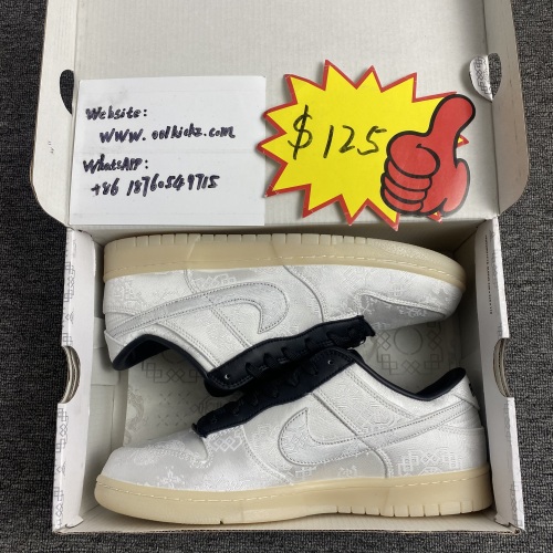 N*ike   D*unk  Low  FN0315 110