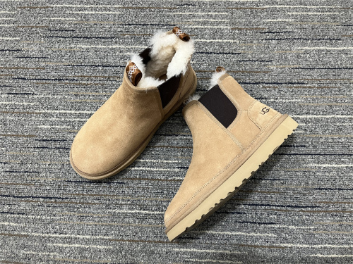 Women  U*GGr Top Boots