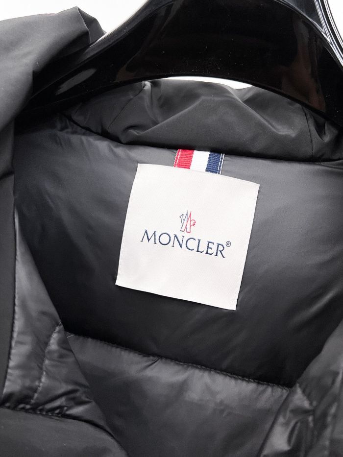 M*oncler   Top Quality