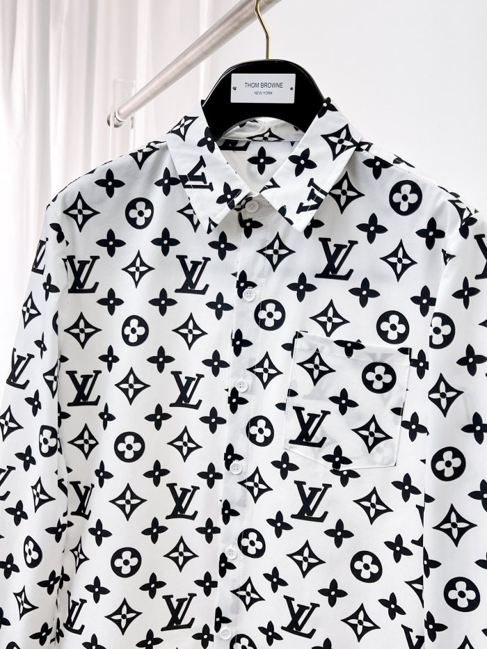L*ouis V*uitton Top Quality