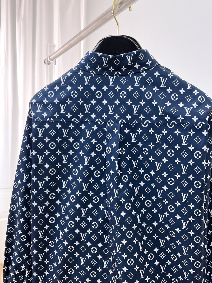 L*ouis V*uitton Top Quality