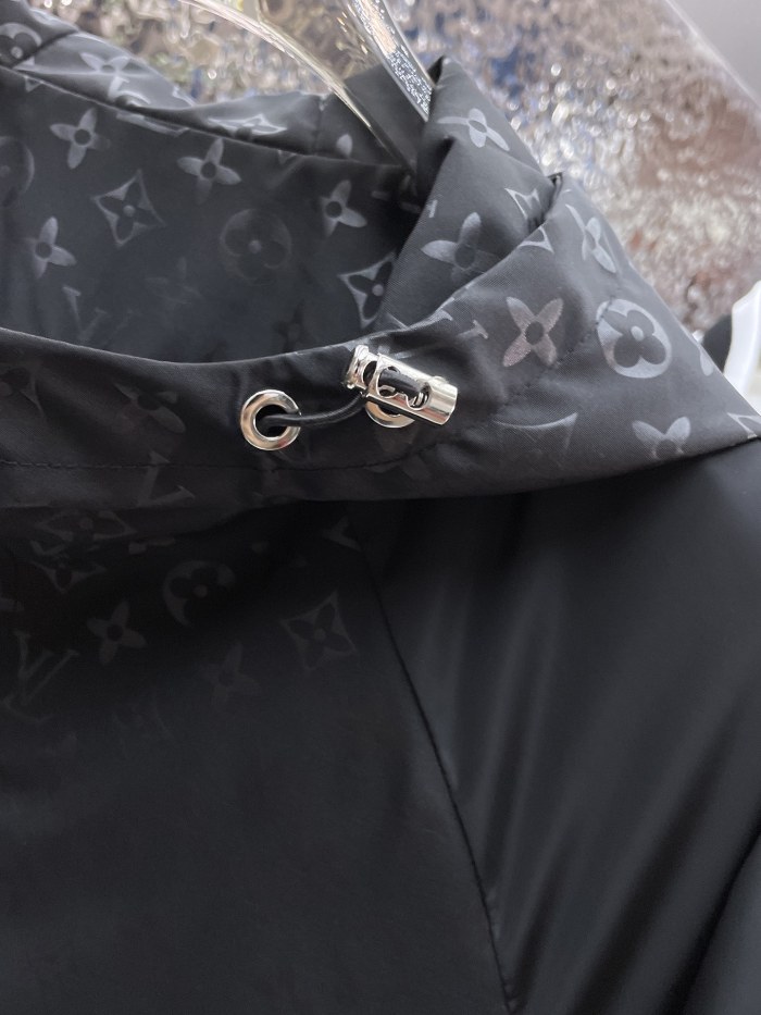 L*ouis V*uitton Top Quality