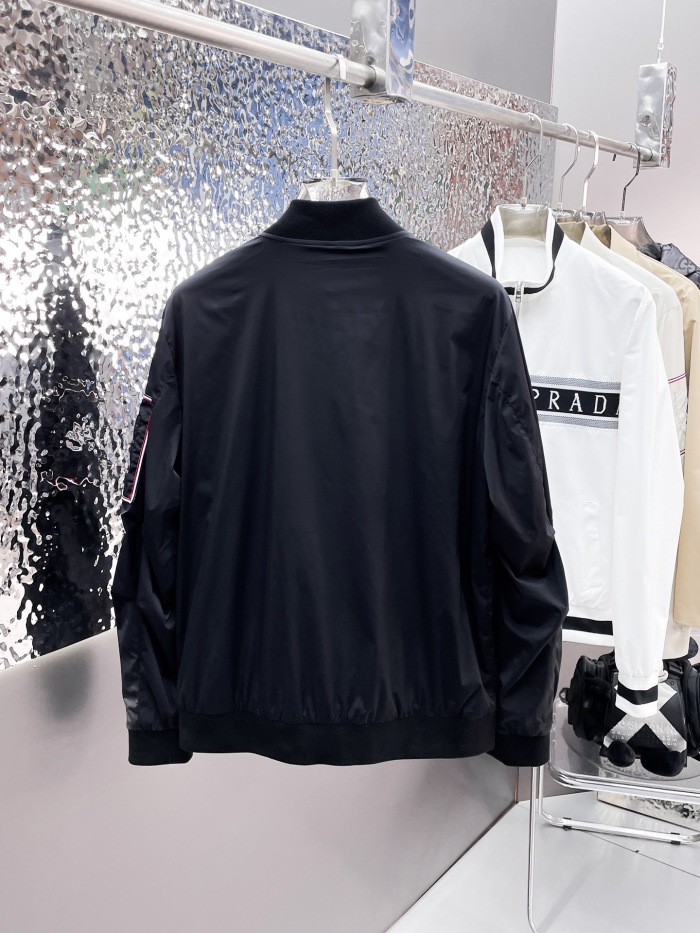 M*oncler  Top Quality