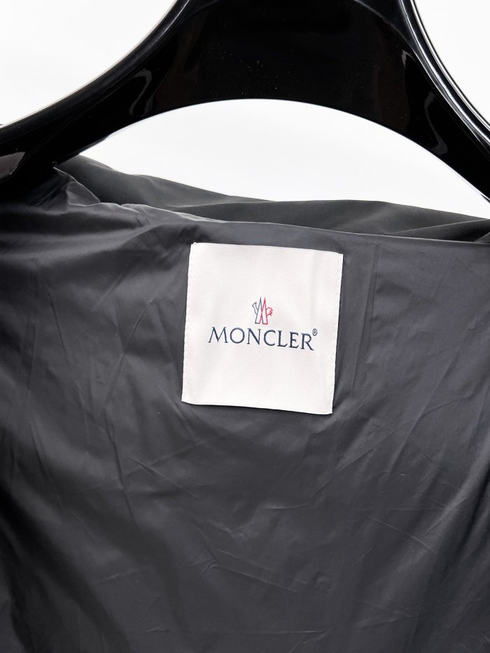 M*oncler   Top Quality