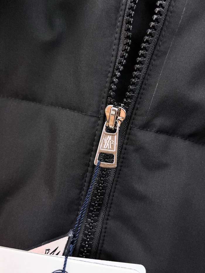 M*oncler   Top Quality
