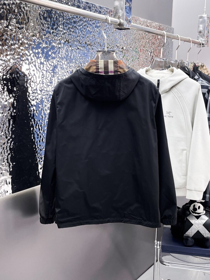 B*urberry Top Quality