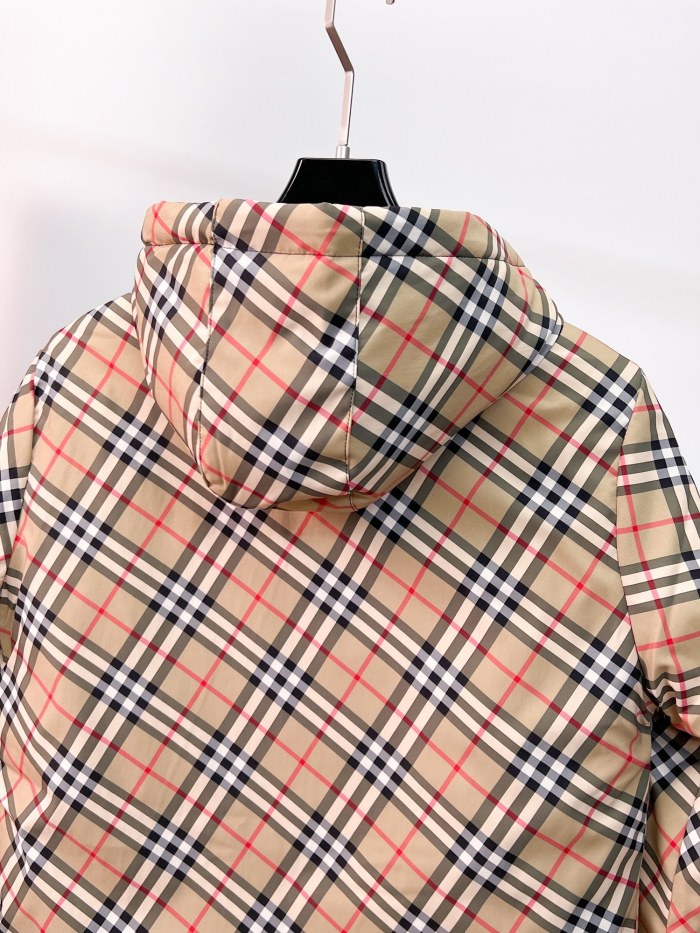 B*urberry Top Quality